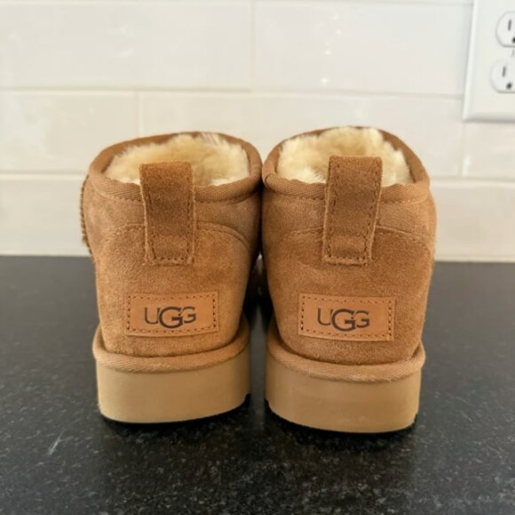 New Ugg Womens mini Snow boots Black - Picture 5 of 6